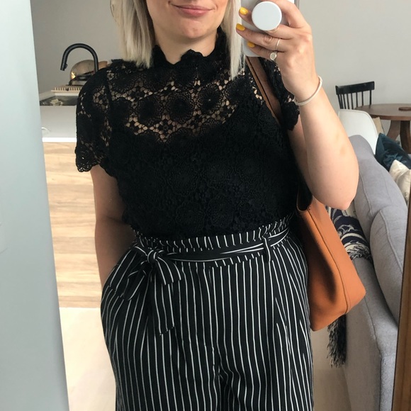 Who What Wear Lace Top, size S - Picture 4 of 4